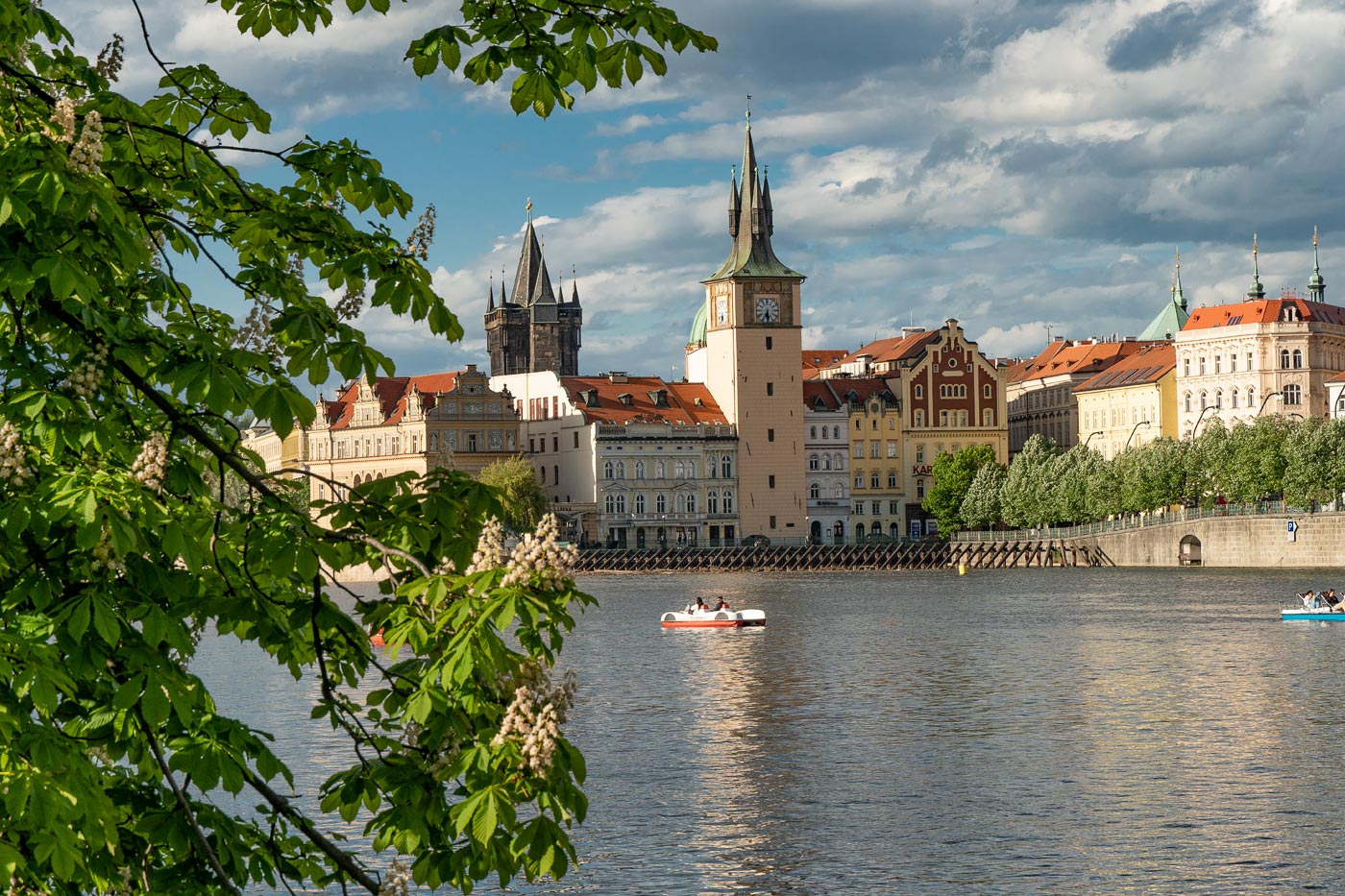 Вид на Прагу со Стрелецкого острова